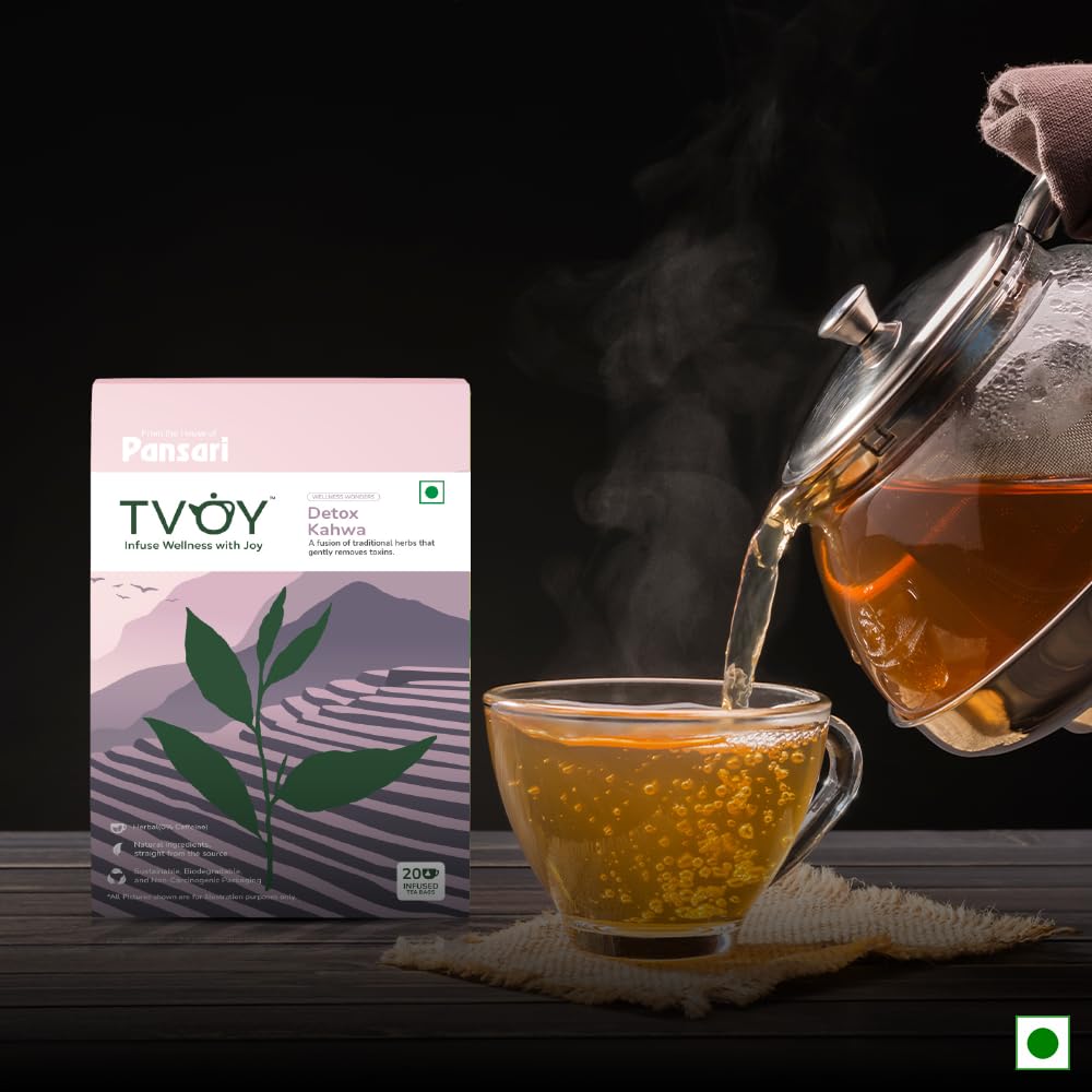 Tvoy Detox Kahwa Green Tea with a cup – aromatic kahwa-style green tea infusion.